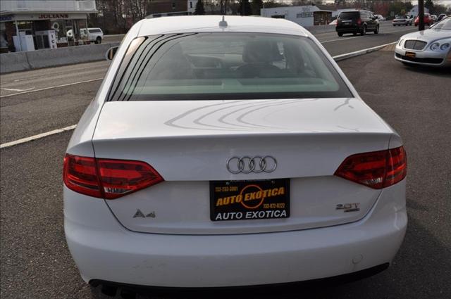Audi A4 2009 photo 4