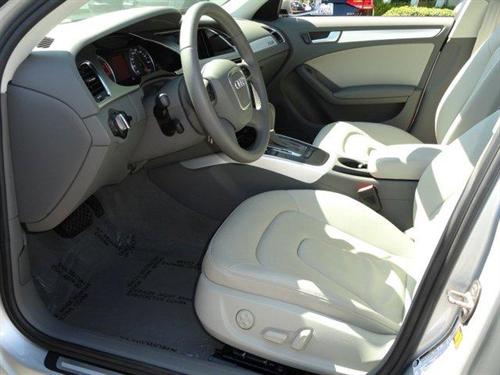 Audi A4 2009 photo 2