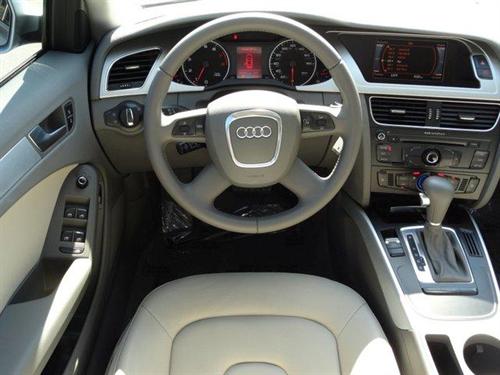 Audi A4 2009 photo 4