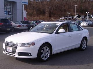 Audi A4 2009 photo 2