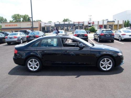 Audi A4 2009 photo 3