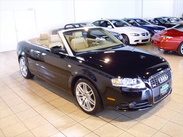 Audi A4 2009 photo 4