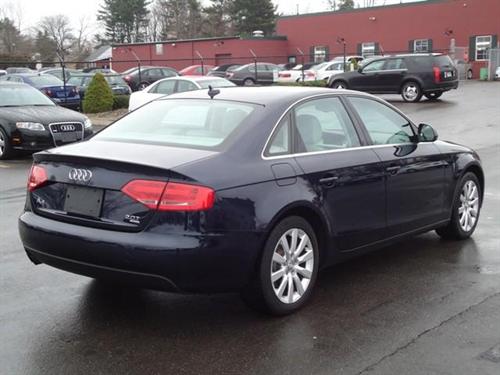 Audi A4 2009 photo 3