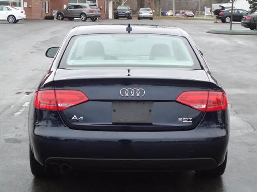 Audi A4 2009 photo 4