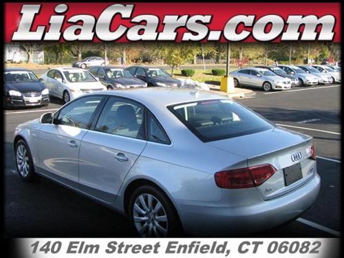 Audi A4 2009 photo 4