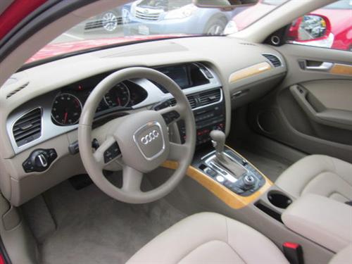 Audi A4 2009 photo 4