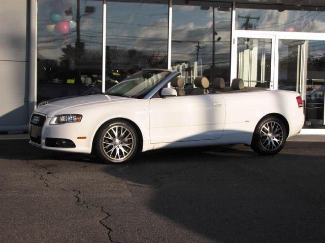 Audi A4 2009 photo 1