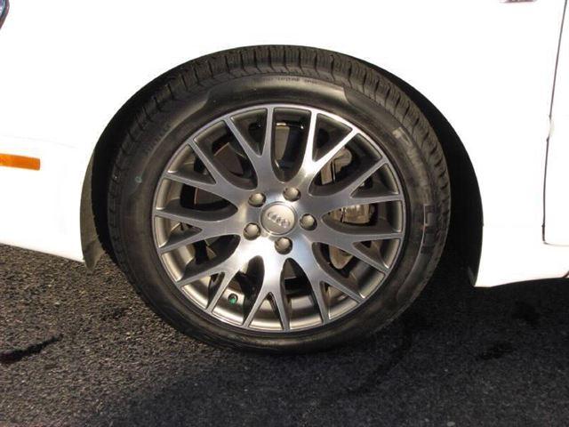 Audi A4 2009 photo 4