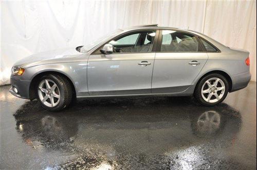 Audi A4 2009 photo 2