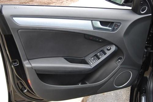 Audi A4 2009 photo 4