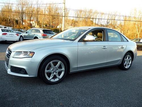 Audi A4 2009 photo 2
