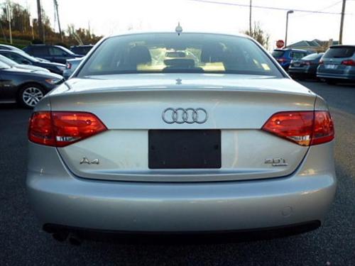 Audi A4 2009 photo 4