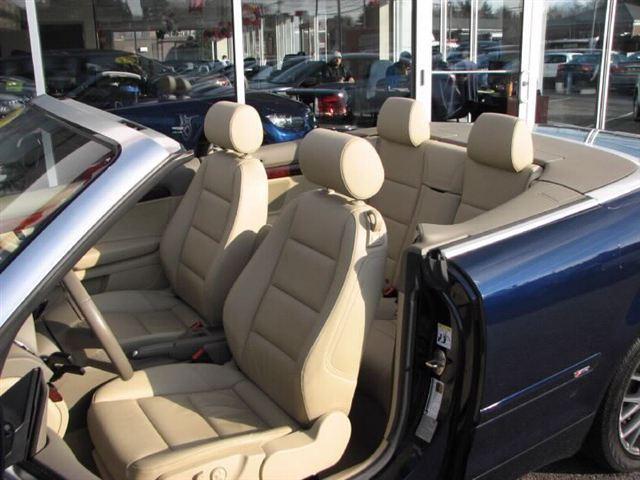 Audi A4 2009 photo 2