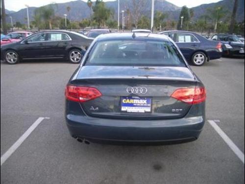 Audi A4 2009 photo 4
