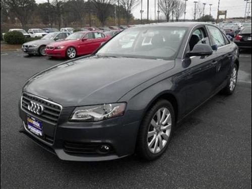 Audi A4 2009 photo 2