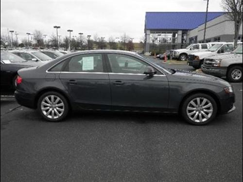 Audi A4 2009 photo 3