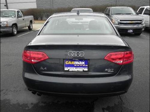 Audi A4 2009 photo 5