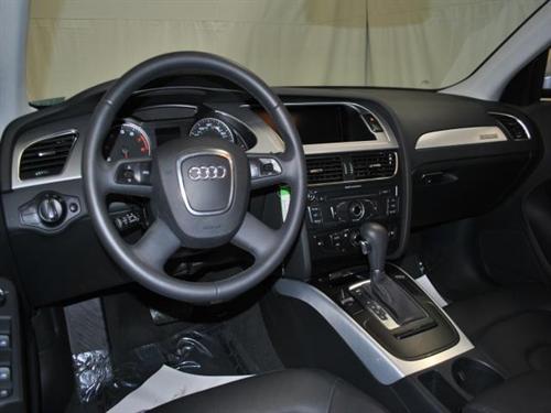 Audi A4 2009 photo 2