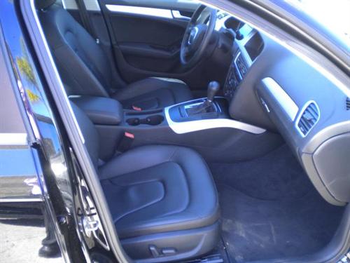 Audi A4 2009 photo 2