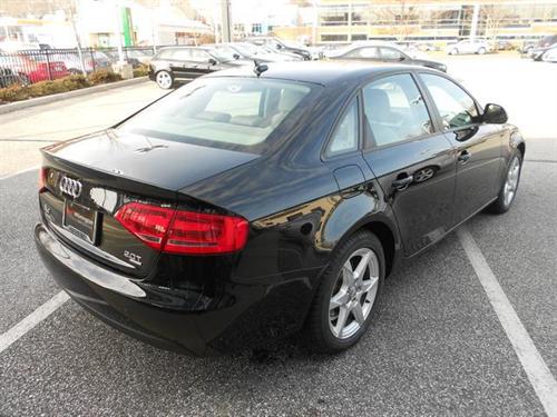 Audi A4 2009 photo 4