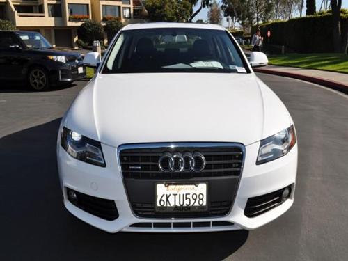 Audi A4 2009 photo 2