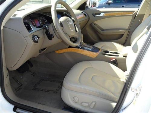 Audi A4 2009 photo 2
