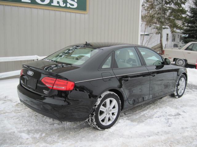 Audi A4 2009 photo 2