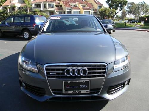 Audi A4 2009 photo 2