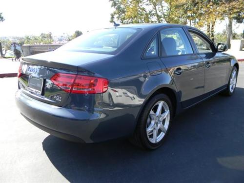 Audi A4 2009 photo 4