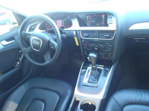 Audi A4 2009 photo 3