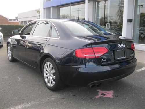 Audi A4 2009 photo 2