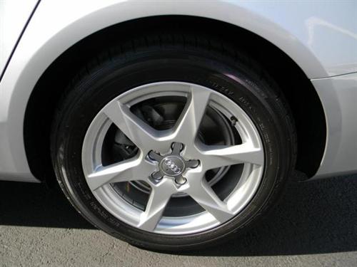 Audi A4 2009 photo 5