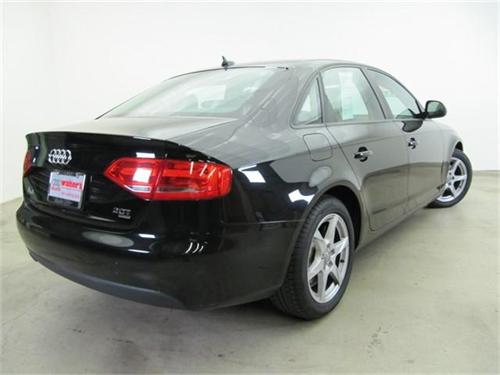 Audi A4 2009 photo 2