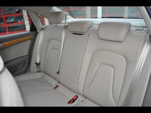 Audi A4 2009 photo 5