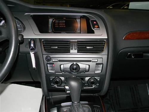 Audi A4 2009 photo 4