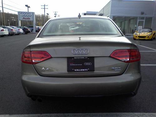 Audi A4 2009 photo 4