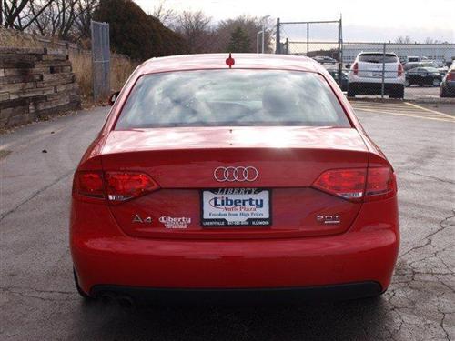 Audi A4 2009 photo 4