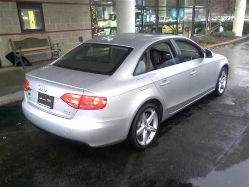Audi A4 2009 photo 4