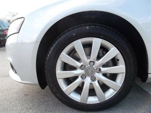 Audi A4 2009 photo 3