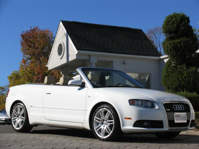 Audi A4 2009 photo 2