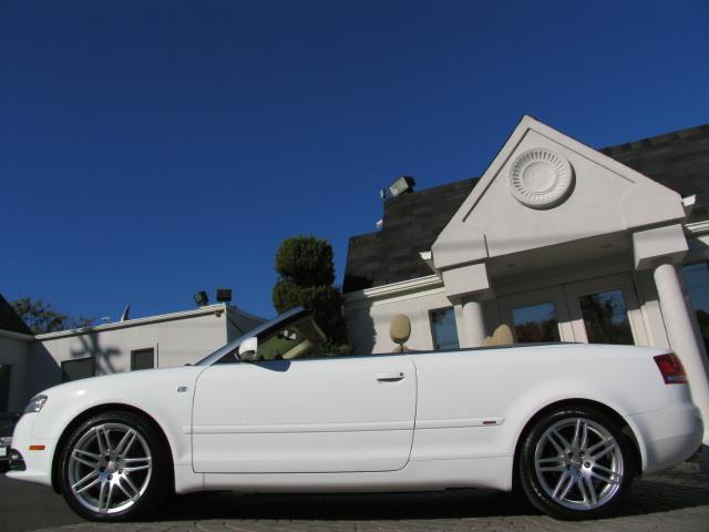 Audi A4 2009 photo 4