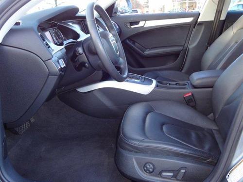 Audi A4 2009 photo 2