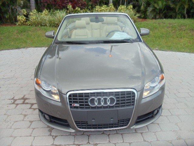 Audi A4 2009 photo 2