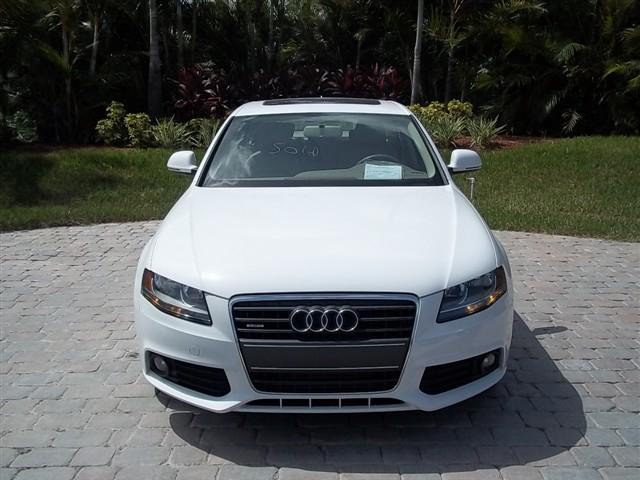 Audi A4 2009 photo 1