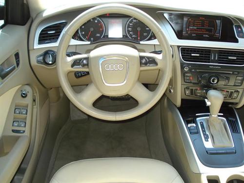 Audi A4 2009 photo 4