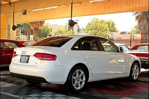 Audi A4 2009 photo 1