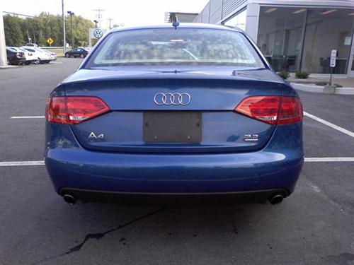 Audi A4 2009 photo 4