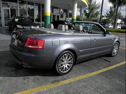 Audi A4 2009 photo 4