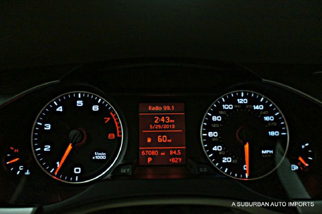 Audi A4 2009 photo 16