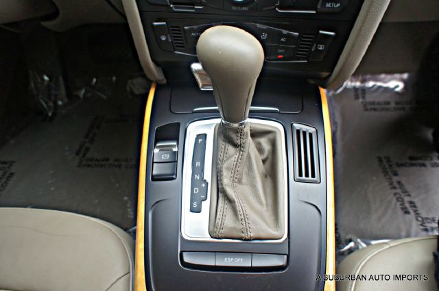 Audi A4 2009 photo 20